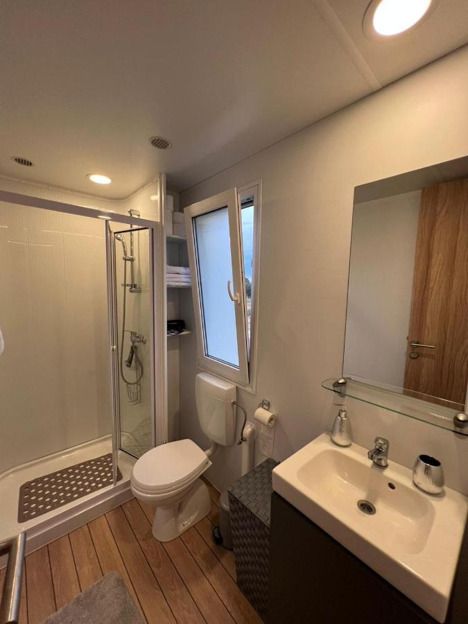 Mobile House F&L Villa Biograd Na Moru Eksteriør billede