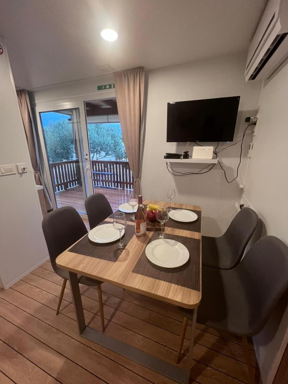 Mobile House F&L Villa Biograd Na Moru Eksteriør billede
