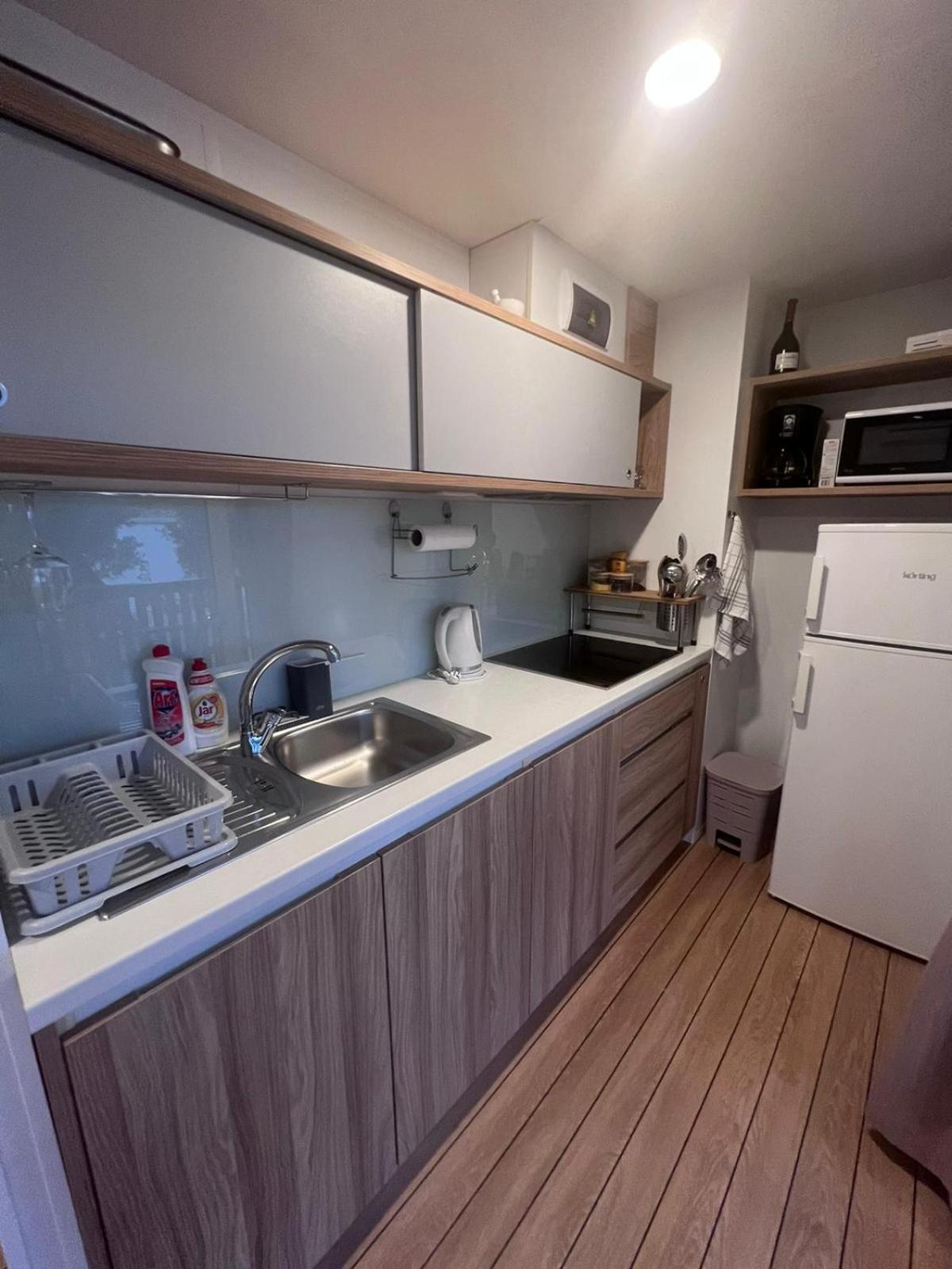Mobile House F&L Villa Biograd Na Moru Eksteriør billede